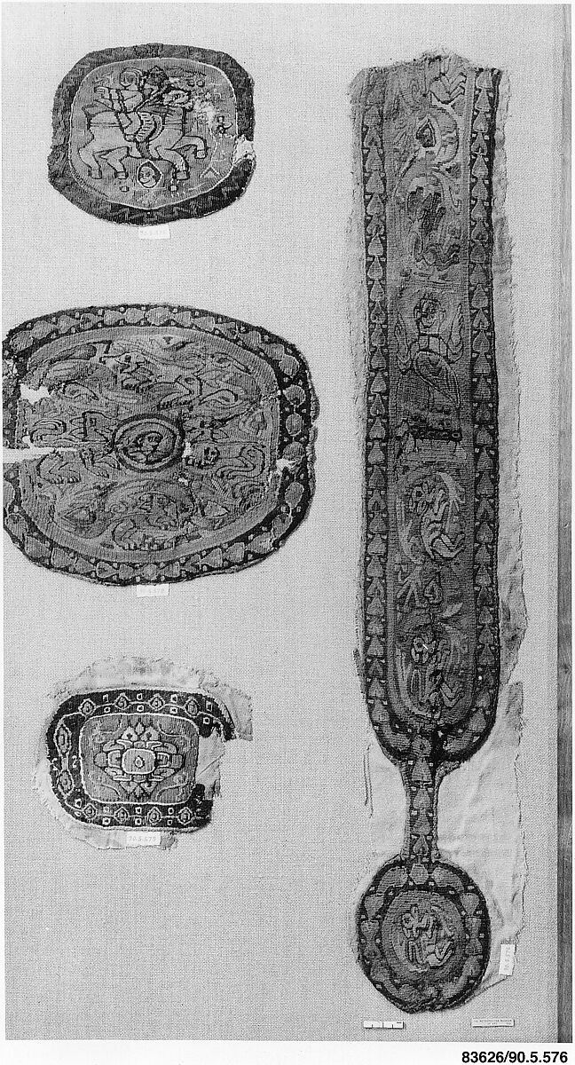 Fragment of Shoulder Band, Wool, linen; plain weave, tapestry weave