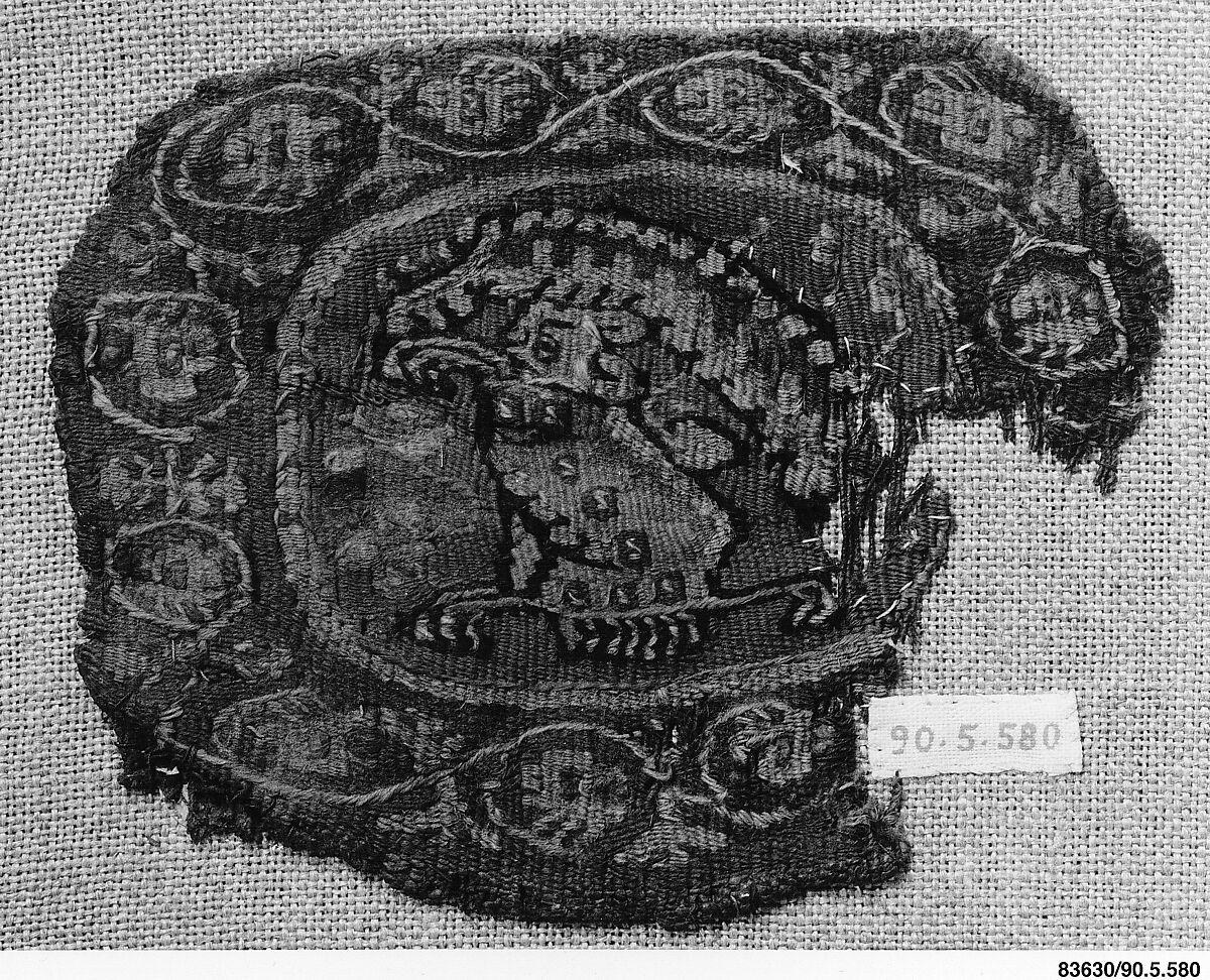 Textile Fragment, Wool, linen; plain weave, tapestry weave