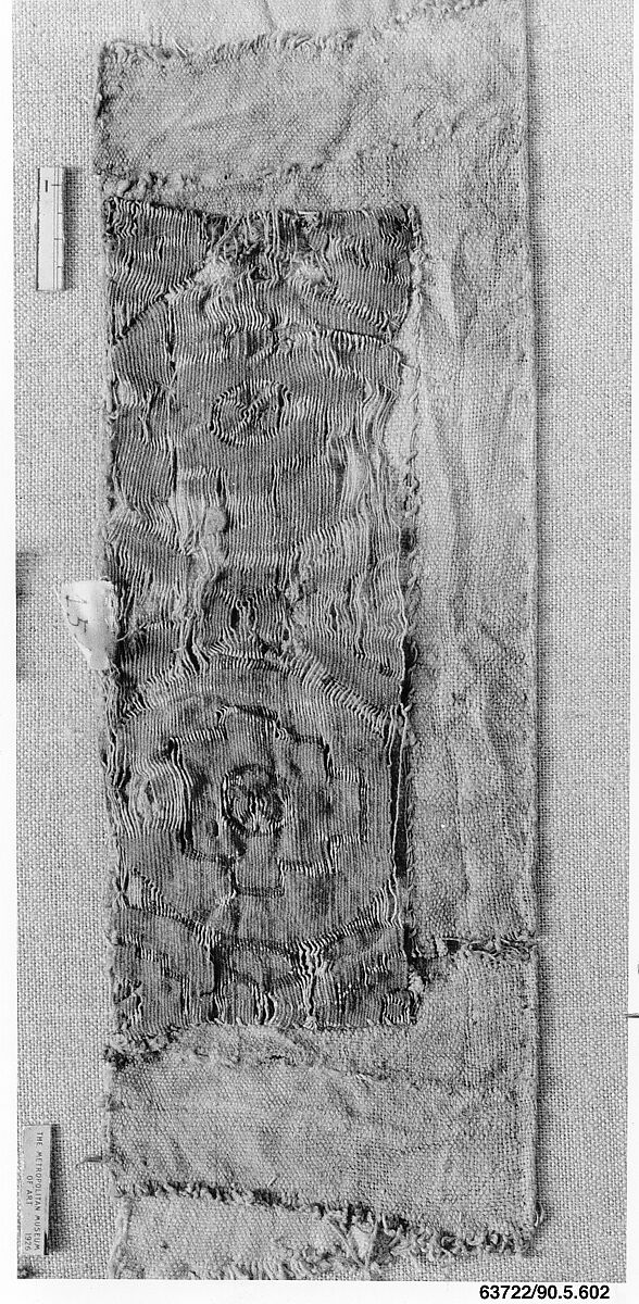Textile Fragment, Wool, linen; plain weave, tapestry weave