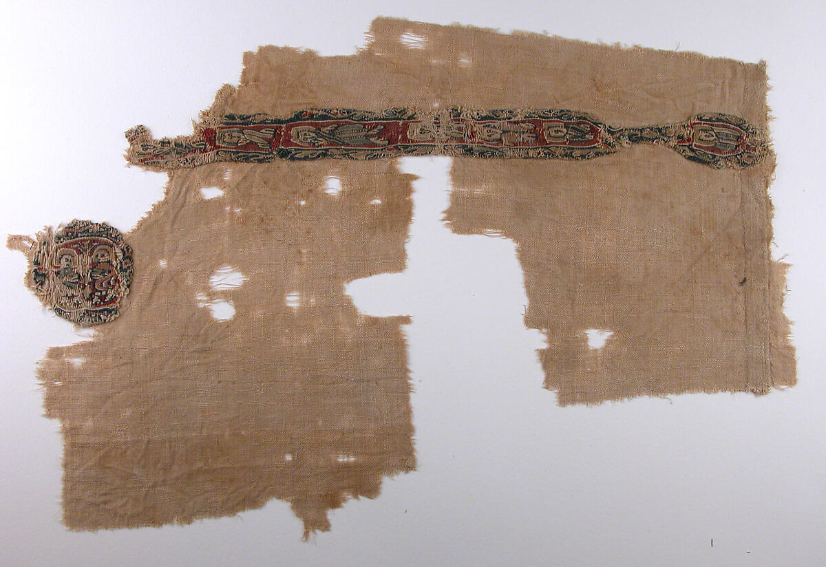 Textile Fragment, Wool, linen; plain weave, tapestry weave 