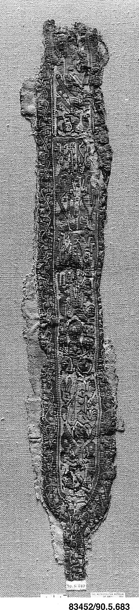 Fragment of Shoulder Band, Wool, linen; plain weave, tapestry weave