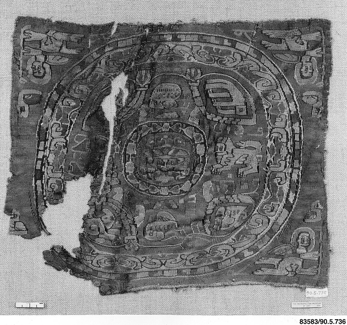 Textile Fragment, Wool, linen; plain weave, tapestry weave