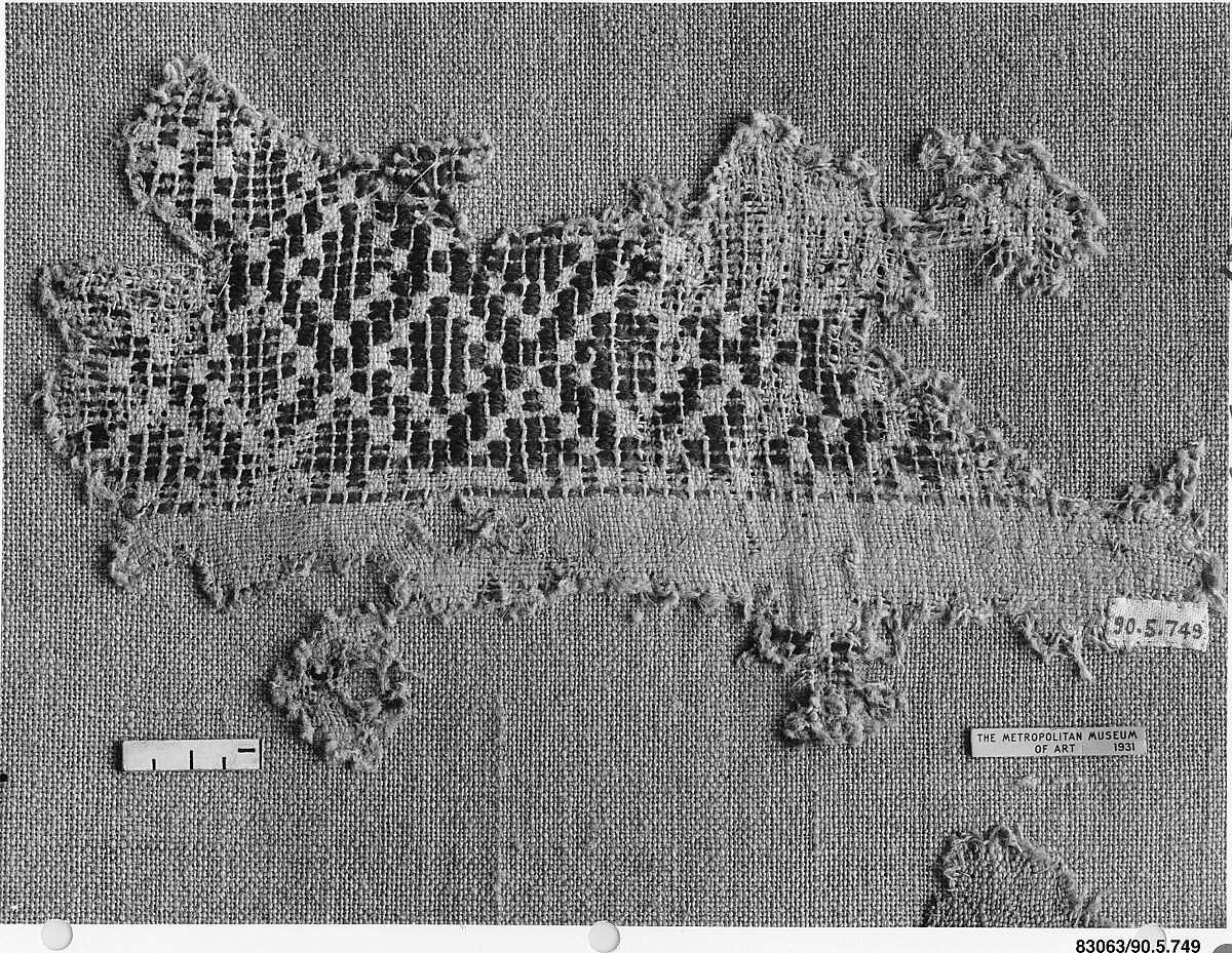 Textile Fragment, Wool, linen; plain weave, brocaded (?)