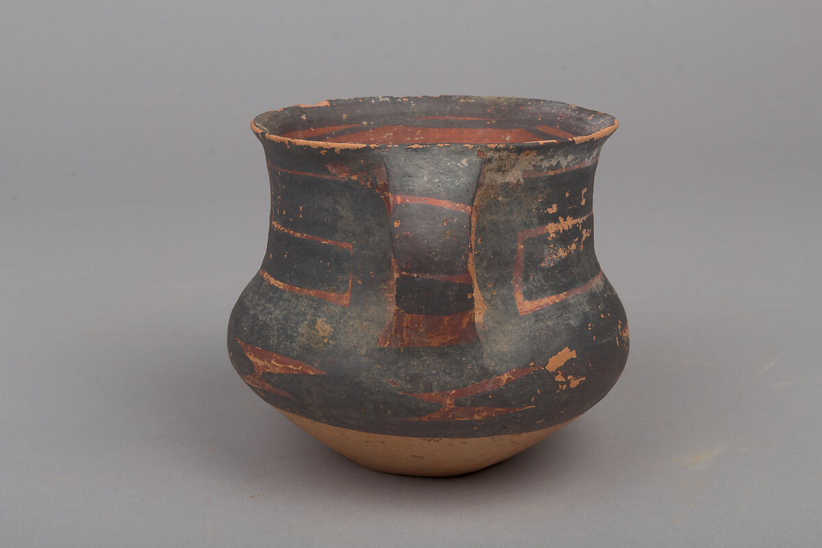 Small Jar (Guan), Earthenware with pigment, China