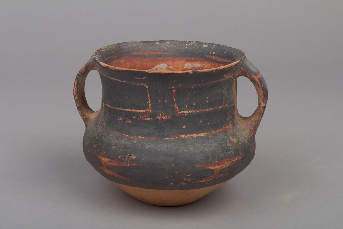 Small Jar (Guan), Earthenware with pigment, China