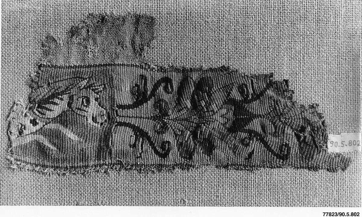 Textile Fragment, Wool, linen; plain weave, tapestry weave