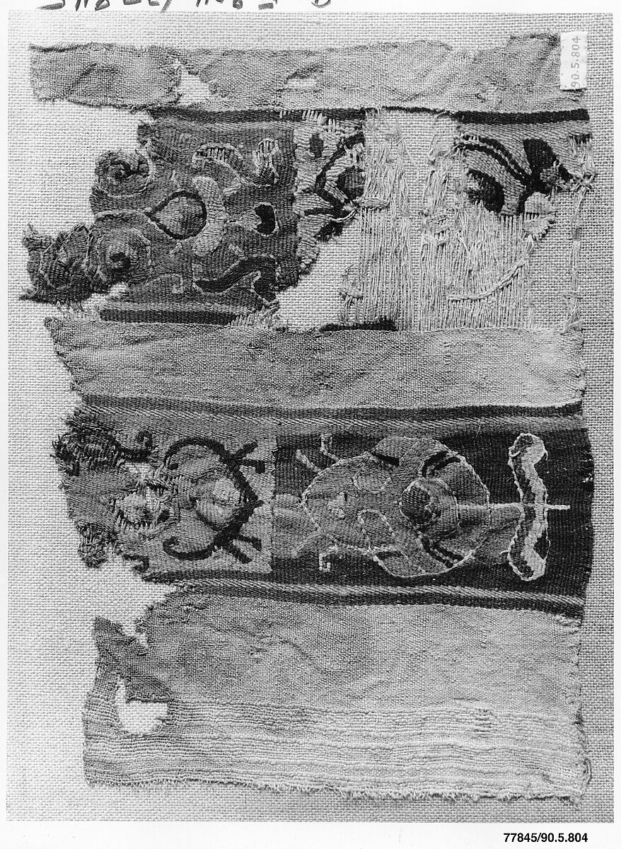 Textile Fragment, Wool, linen; plain weave, tapestry weave