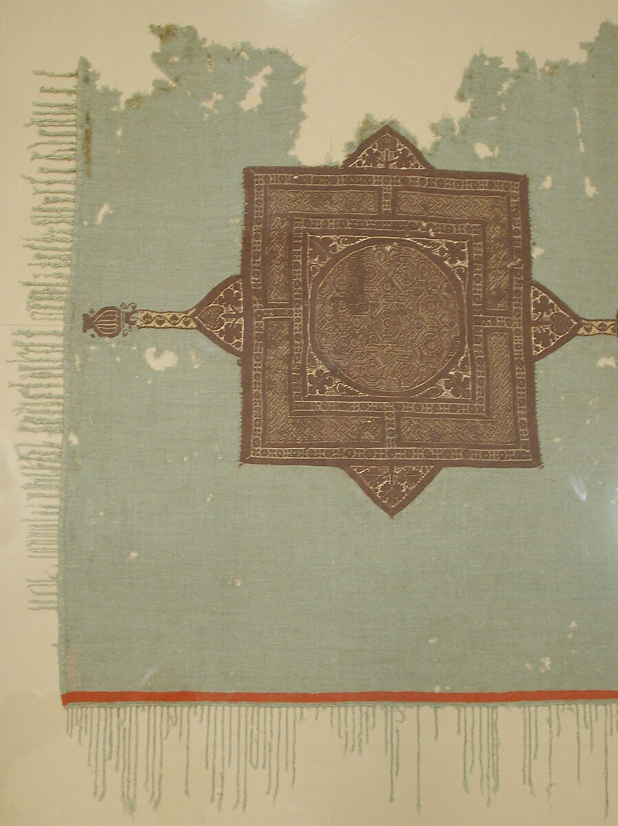 Fragment of a Cover with Geometric and Interlace Decoration, Wool, linen; plain weave, tapestry weave