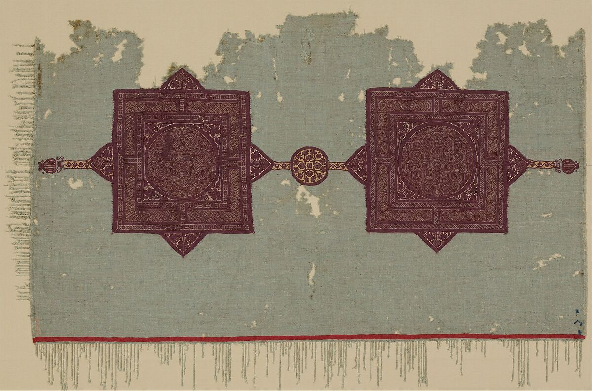 Fragment of a Cover with Geometric and Interlace Decoration, Wool, linen; plain weave, tapestry weave 