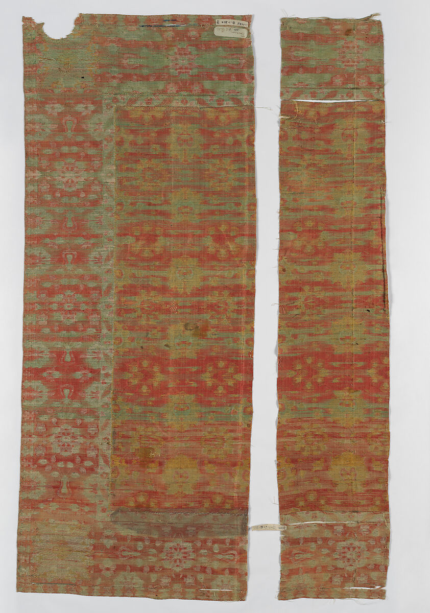 Textile Fragments, Silk and metal-wrapped thread; lampas