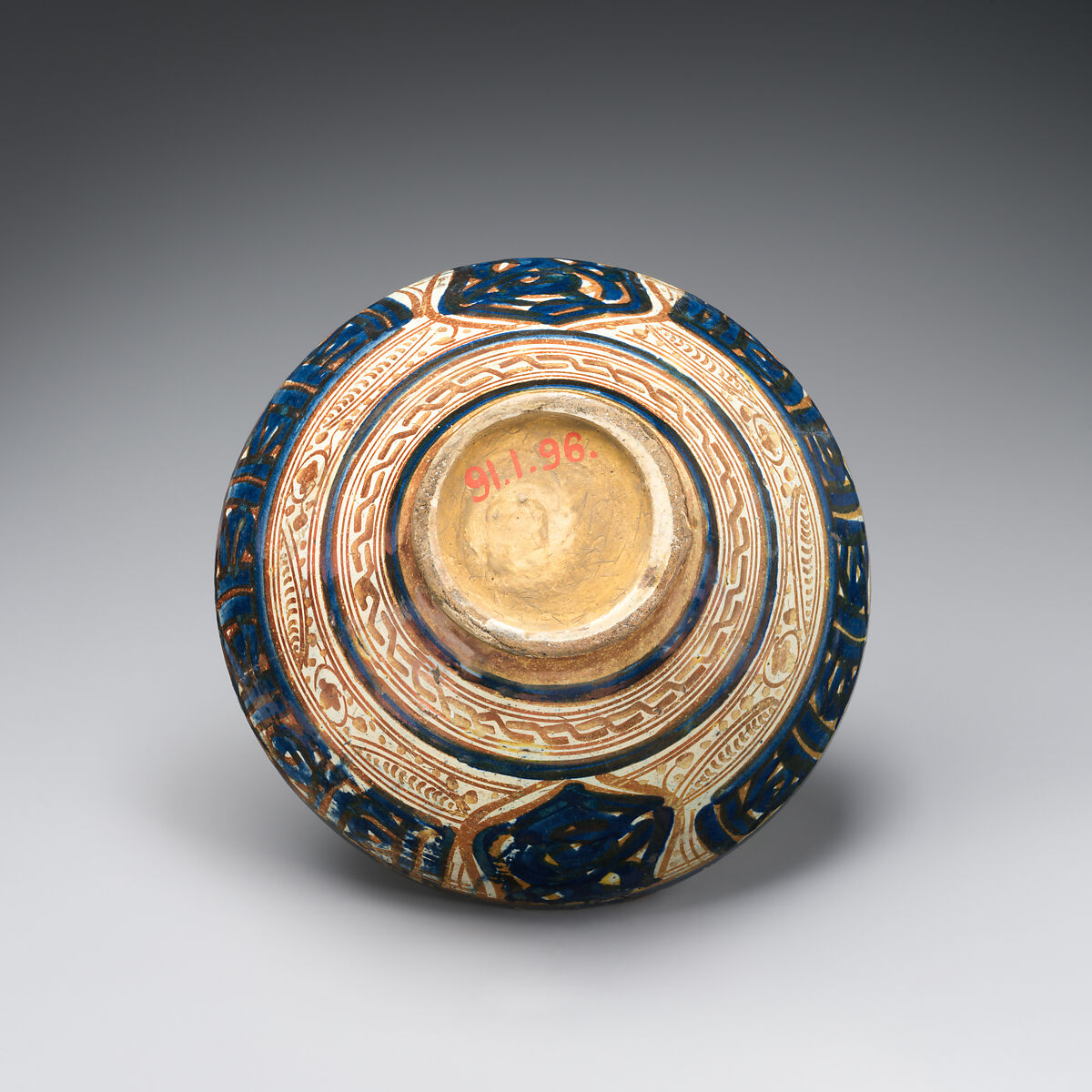 Bowl, Earthenware; overglaze luster-painted