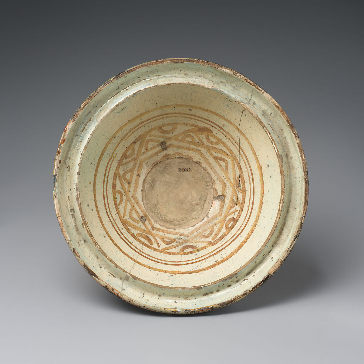 Bowl, Earthenware; overglaze luster-painted