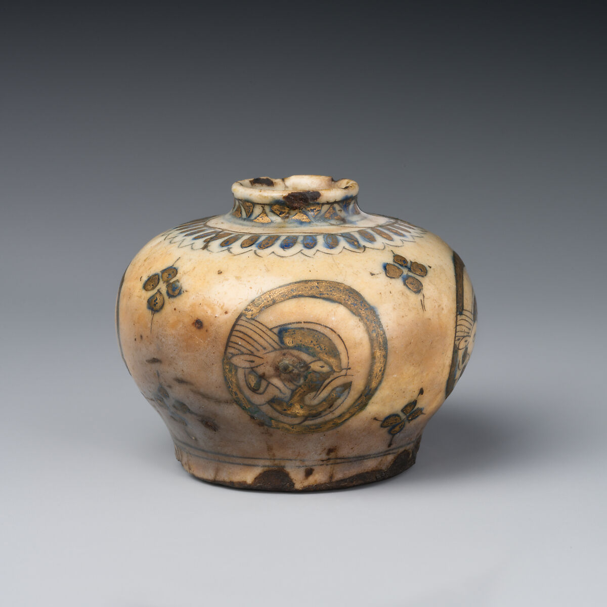 Vase, Faience