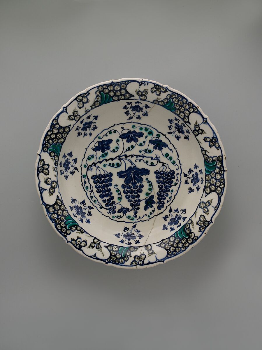 Plate with Grapes, Stonepaste; polychrome painted under transparent glaze 