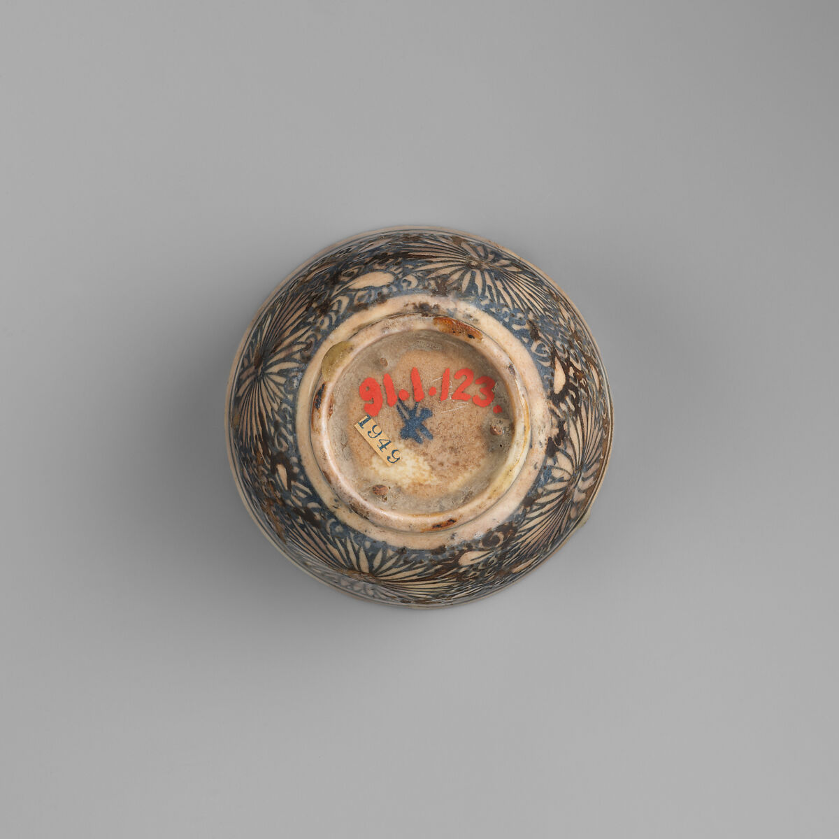 Cup, Stonepaste; painted and glazed