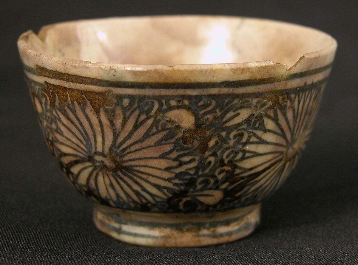 Cup, Stonepaste; painted and glazed