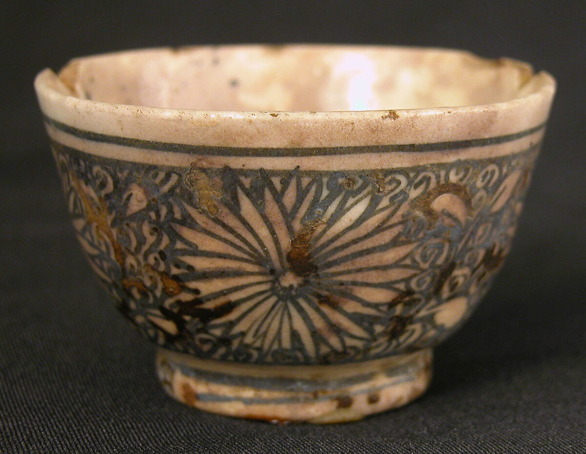 Cup, Stonepaste; painted and glazed