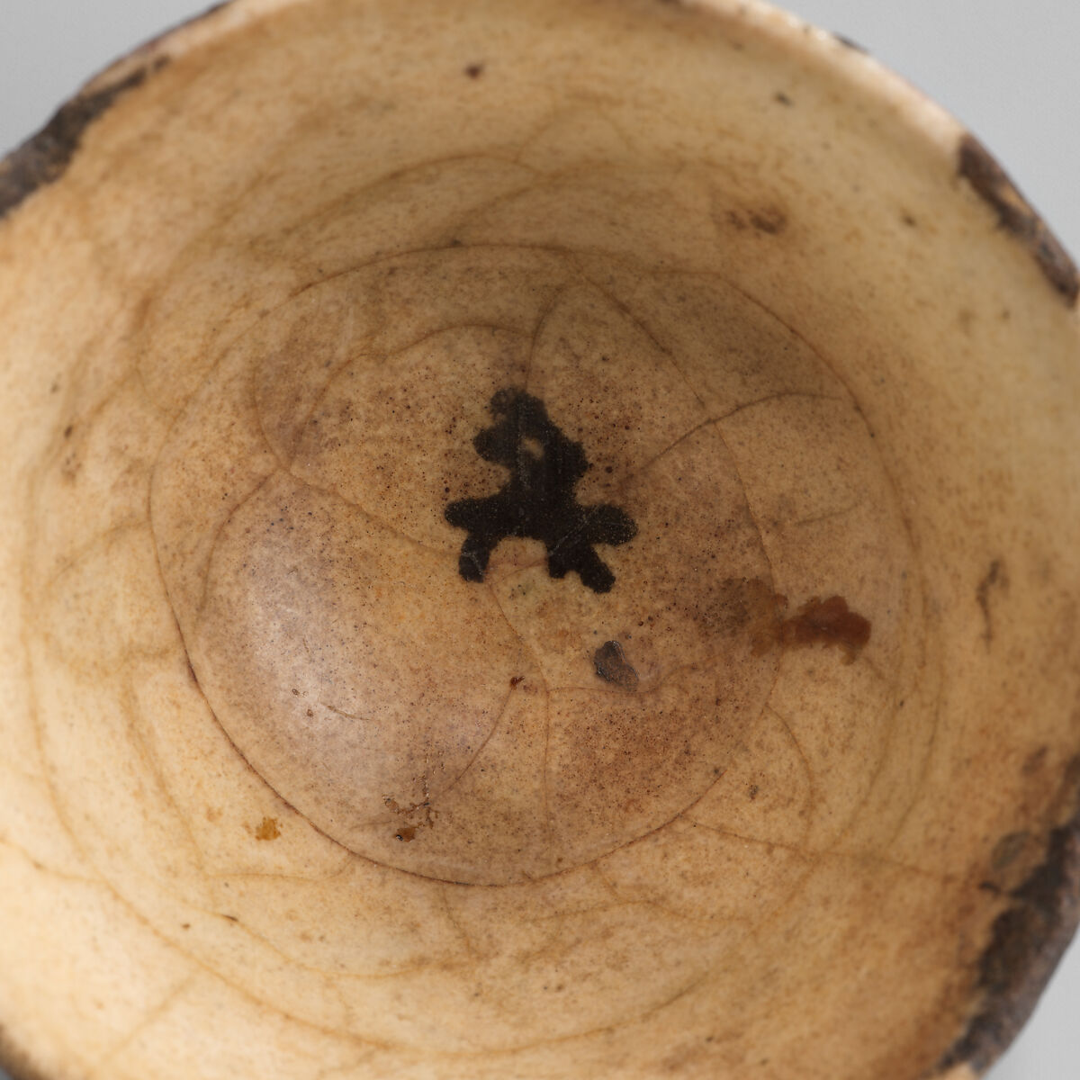 Cup, Stonepaste; luster-painted on opaque white glaze under transparent colorless glaze
