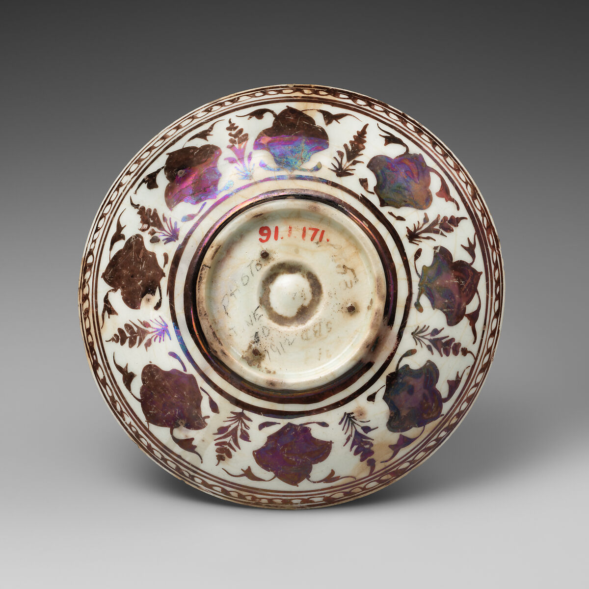 Plate, Stonepaste; luster-painted on opaque white glaze under transparent colorless glaze