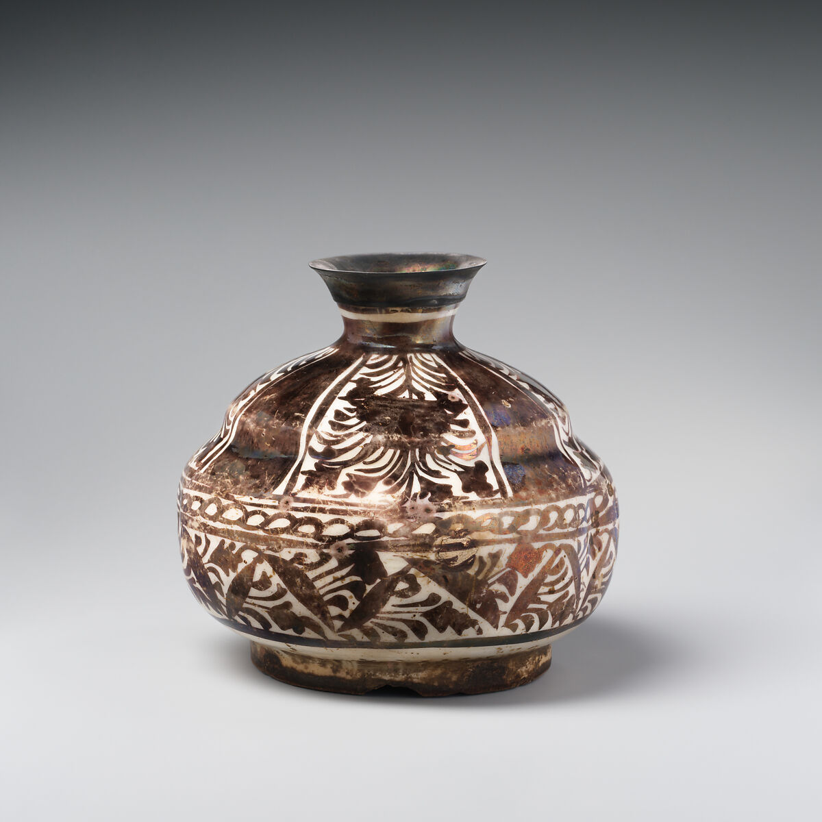 Jar, Stonepaste; luster-painted on opaque white glaze