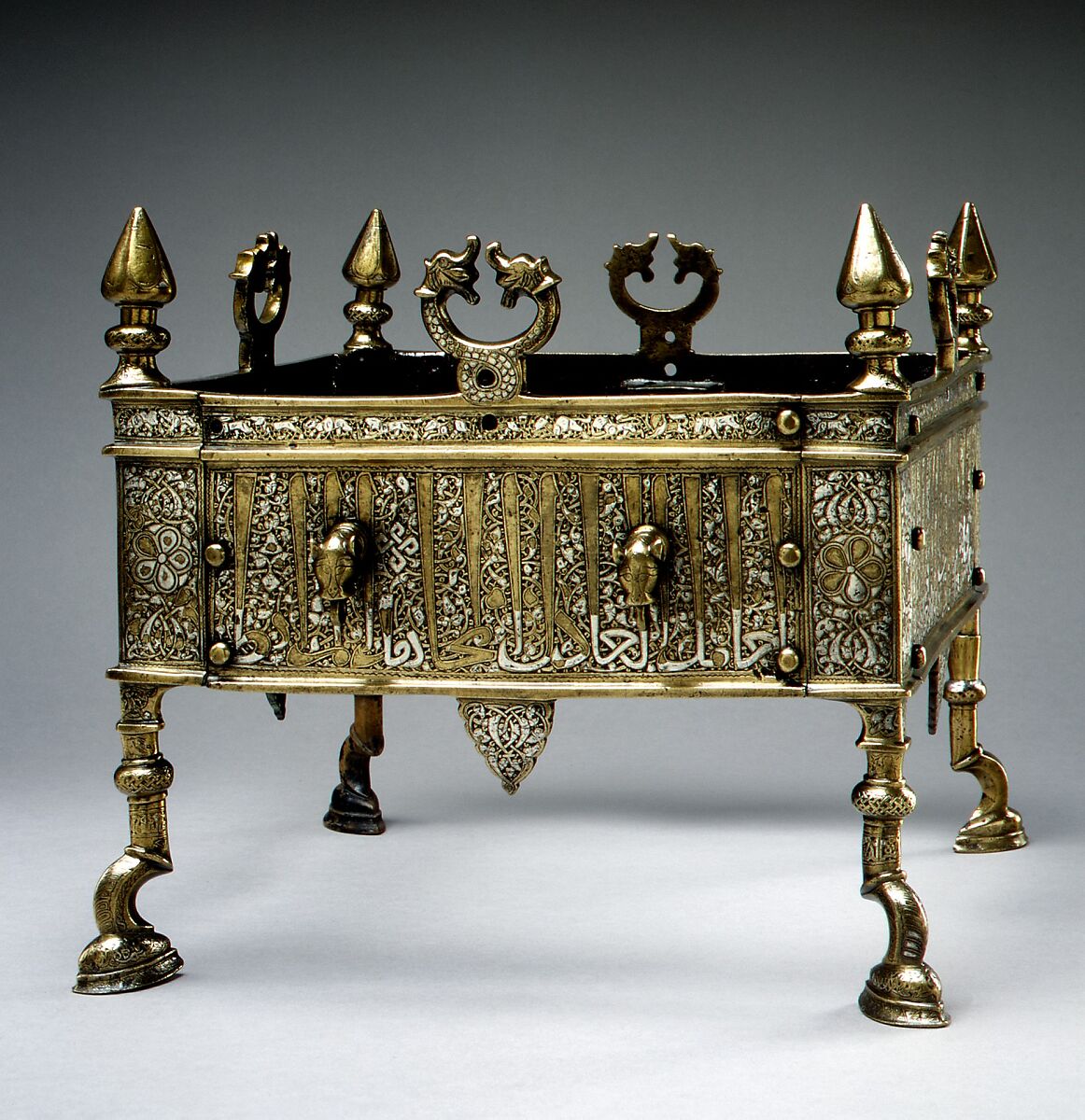 Brazier of Rasulid Sultan al-Malik al-Muzaffar Shams al-Din Yusuf ibn 'Umar, Brass; cast, chased, and inlaid with silver and black compound