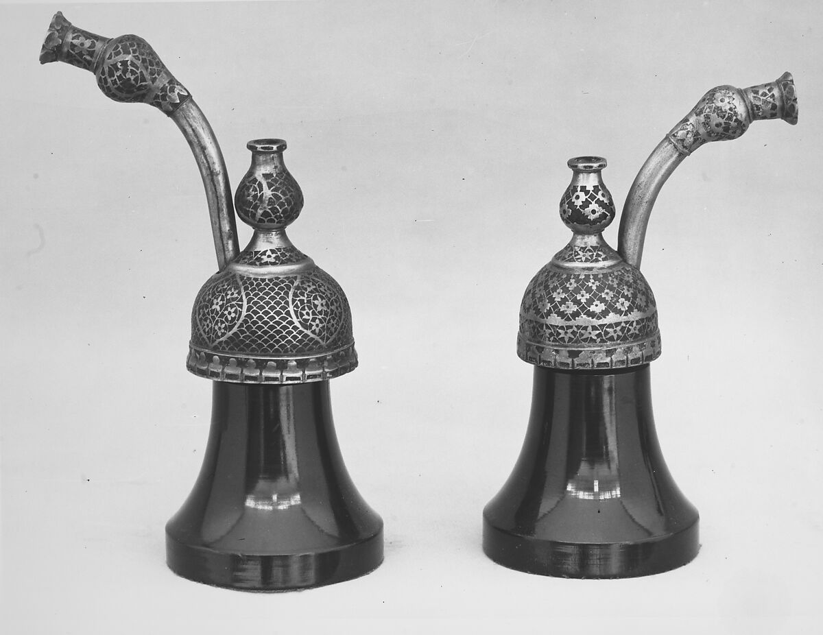Water Pipe Top, Zinc alloy; cast, engraved, inlaid with brass (bidri ware)