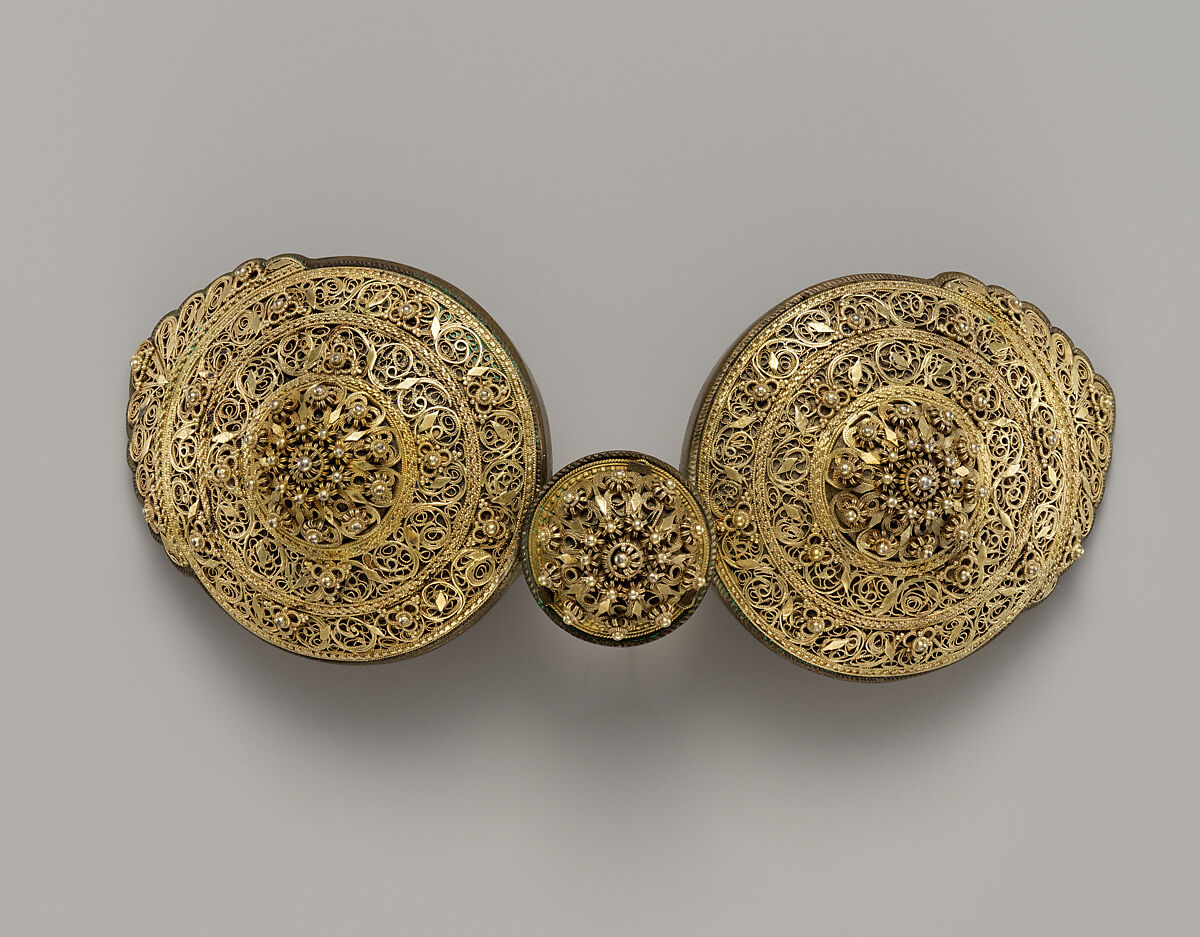 Girdle Clasp, Silver sheet; gilt, filigree, wire and granulation over silvered copper alloy