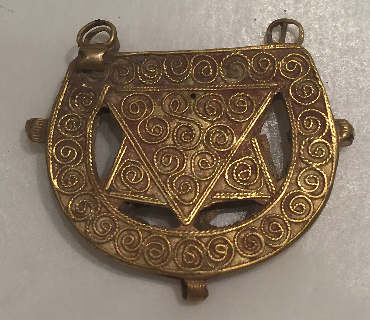 Earring, Gold; filligree