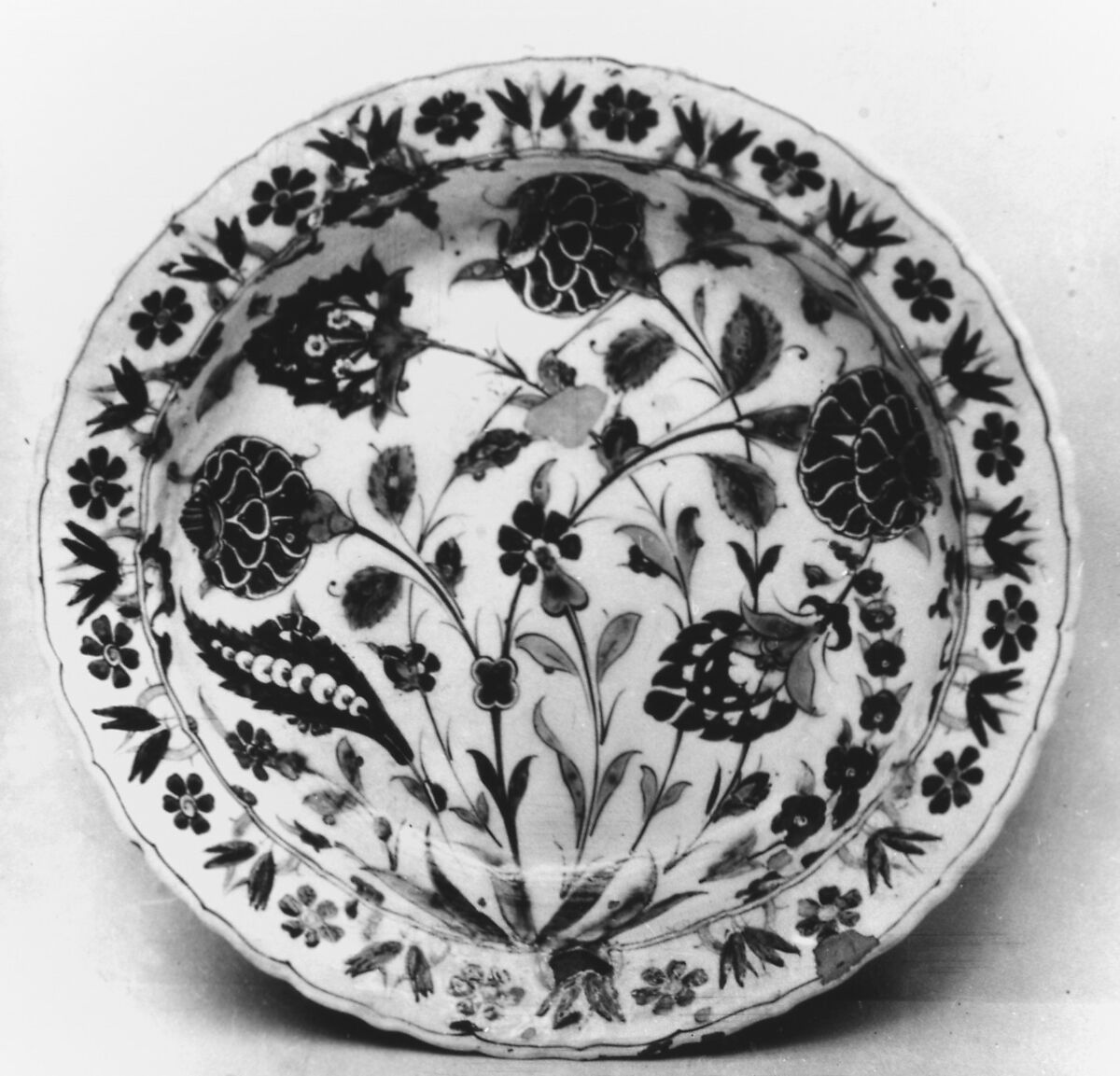 Dish, Cantagalli of Florence (Italian, established Florence, 1878), Stonepaste; glazed