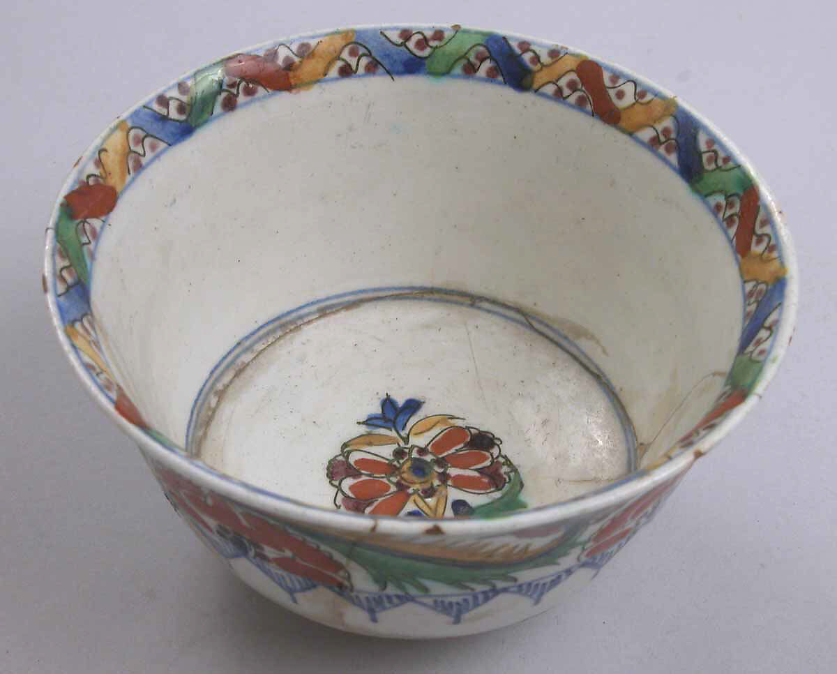 Bowl, Stonepaste; polychrome painted under transparent glaze