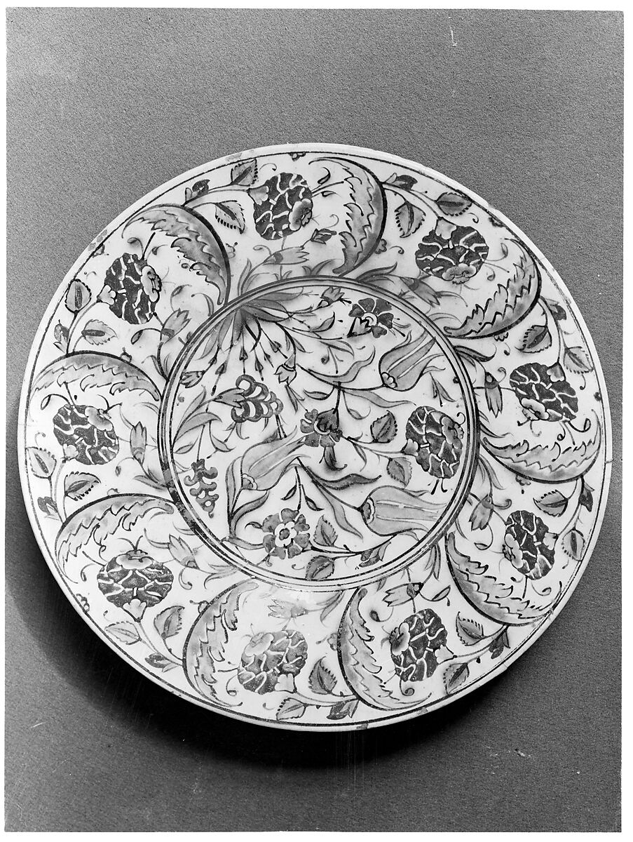 Dish, Stonepaste; painted and glazed