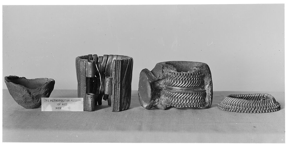 Mold for Jewelry, Clay, heavy white metal