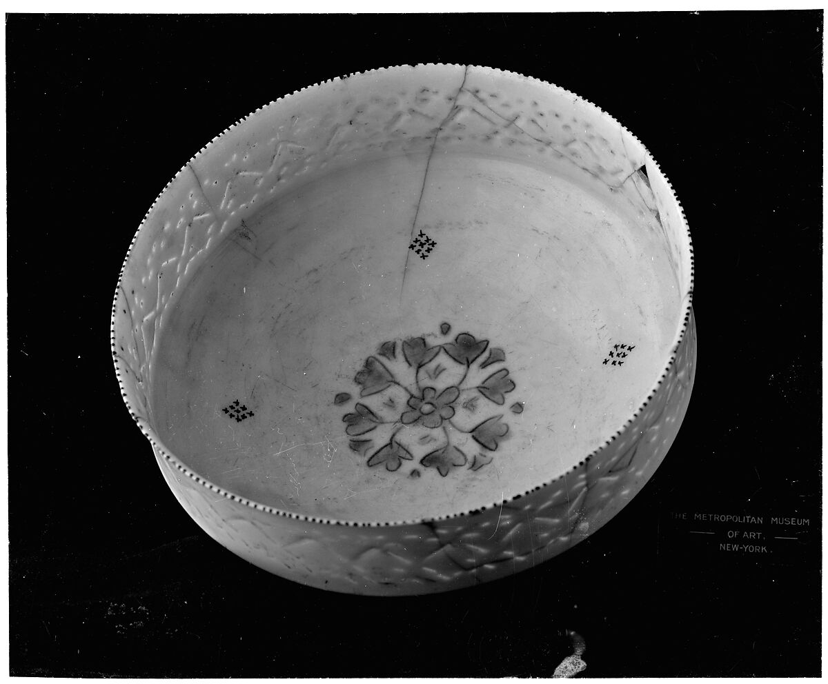 Dish, Semi-porcelanous ware