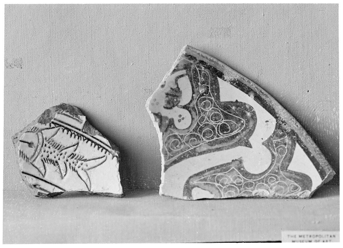 Ceramic Fragment, Stonepaste; transparent colorless glaze; luster painted; incised