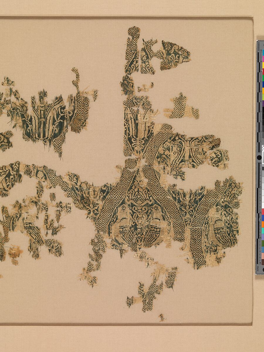 Textile Fragment with Addorsed Parrots and Griffins, Silk; lampas