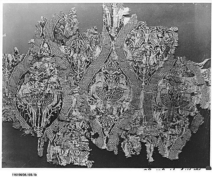 Textile Fragment with Addorsed Parrots and Griffins, Silk; lampas