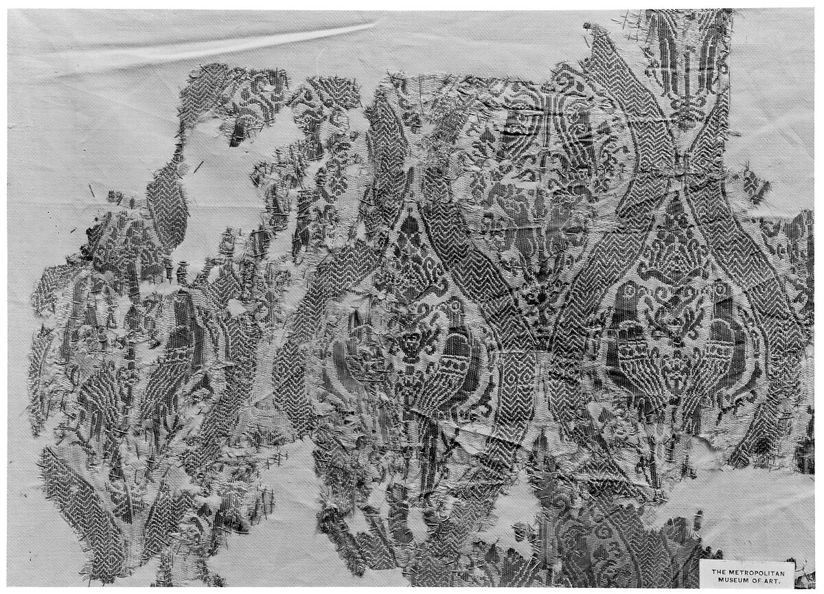 Textile Fragment with Addorsed Parrots and Griffins, Silk; lampas