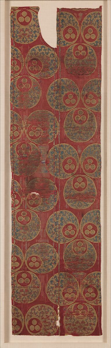 Textile with Large Chintamani Design, Silk, metal wrapped thread; lampas (kemha) 