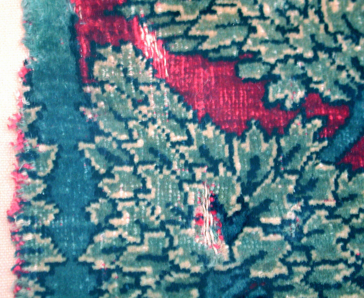 Pashmina Carpet Fragment, Silk (warp and weft), pashmina wool (pile); asymmetrically knotted pile