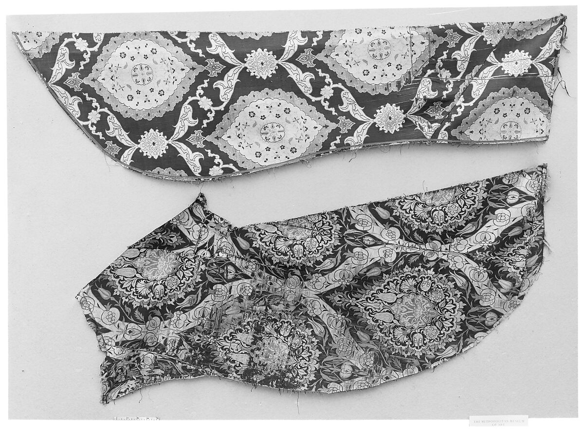 Textile Fragment, Silk, metal wrapped thread; lampas (kemha)