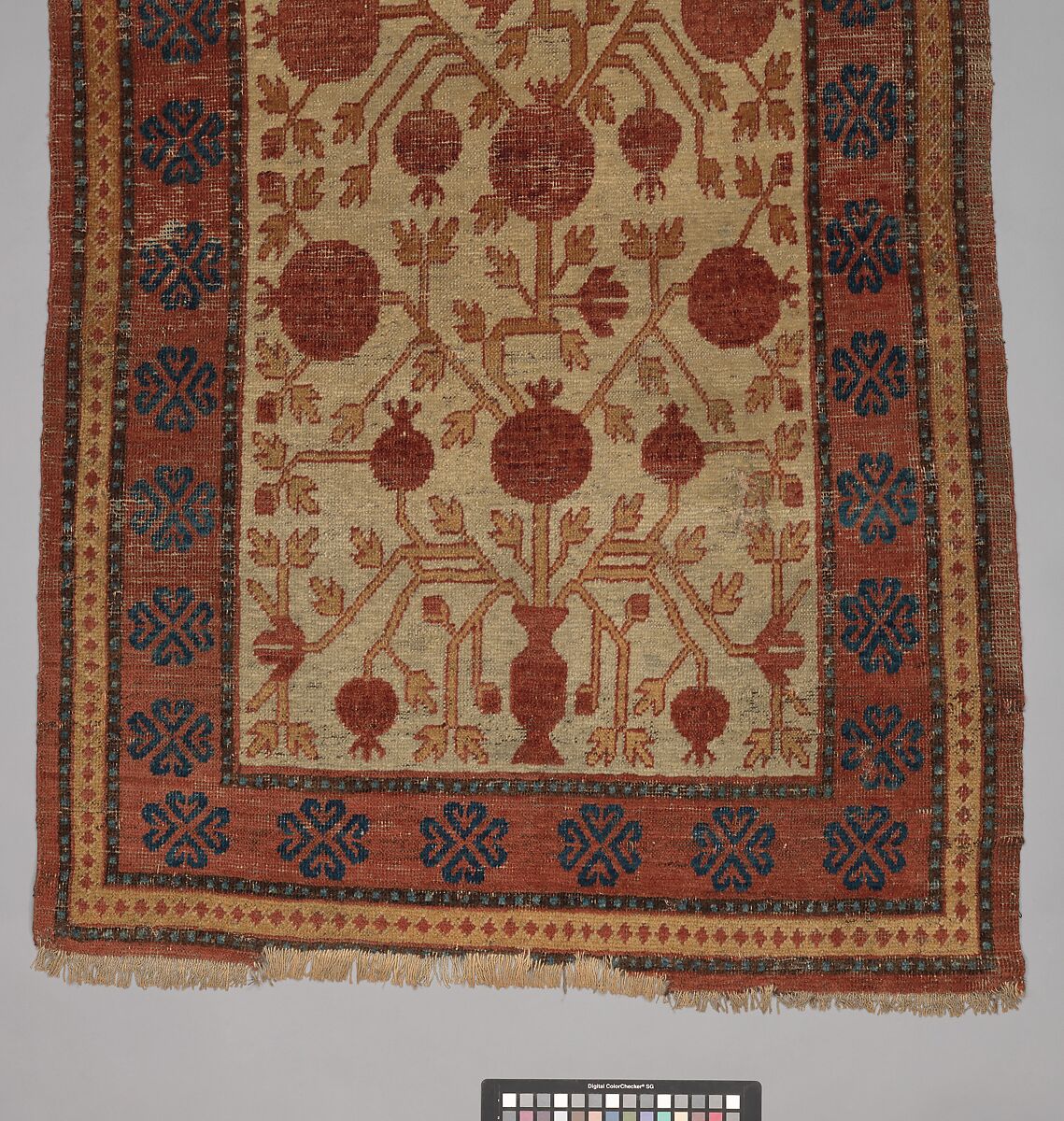 Carpet, Cotton (warp), wool (weft and pile); asymmetrically knotted pile