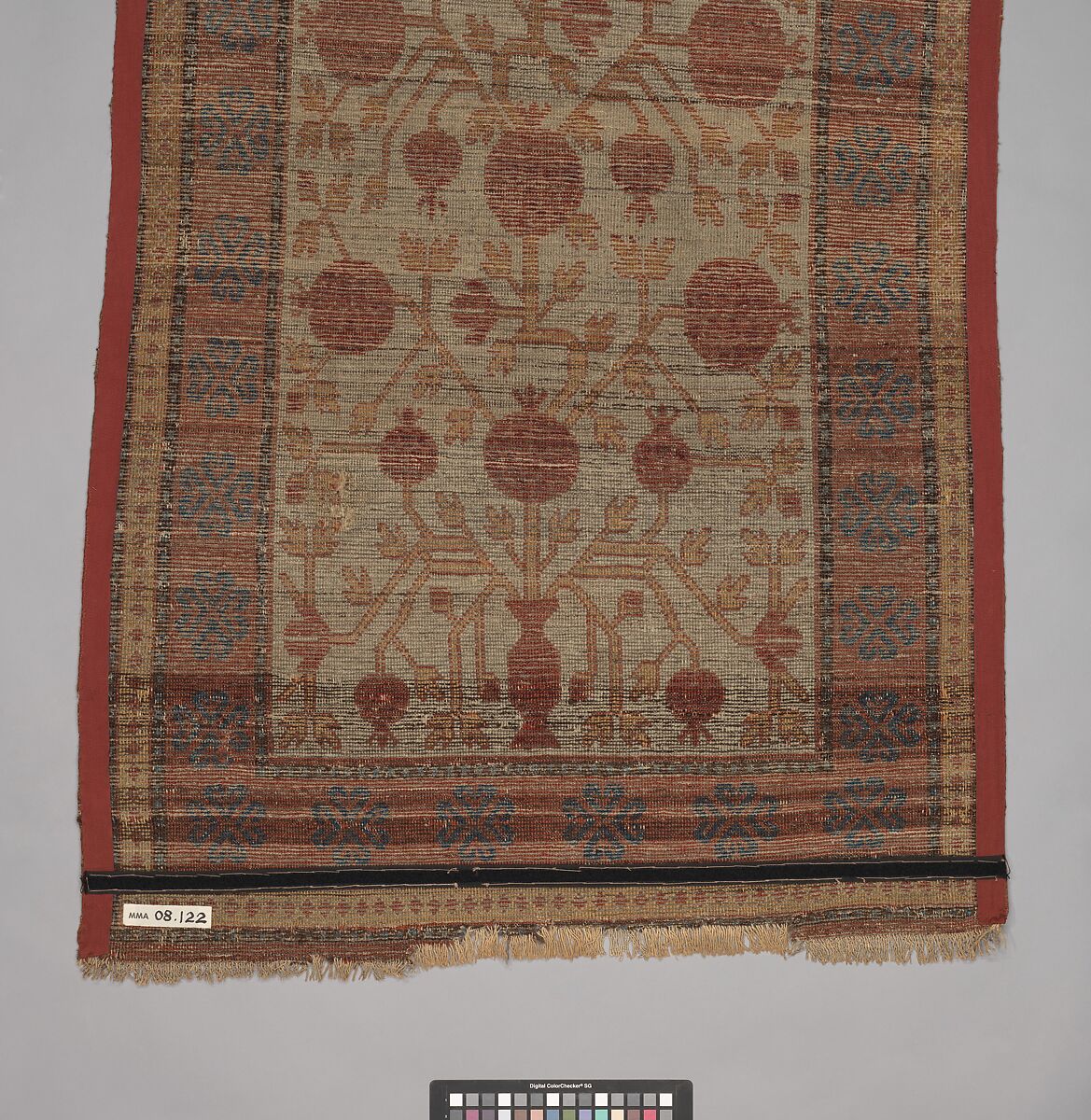 Carpet, Cotton (warp), wool (weft and pile); asymmetrically knotted pile