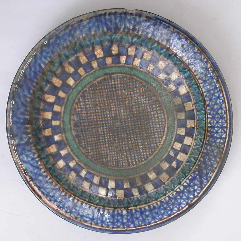 Dish, Earthenware; underglaze blue and turquoise; transparent colorless glaze