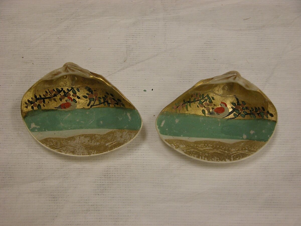 Shell Game (Kaiawase) Set, Clam shells painted in gold and color, Japan