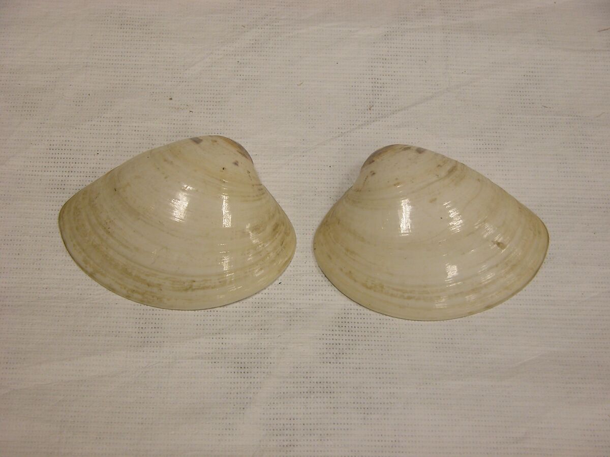 Shell Game (Kaiawase) Set, Clam shells painted in gold and color, Japan