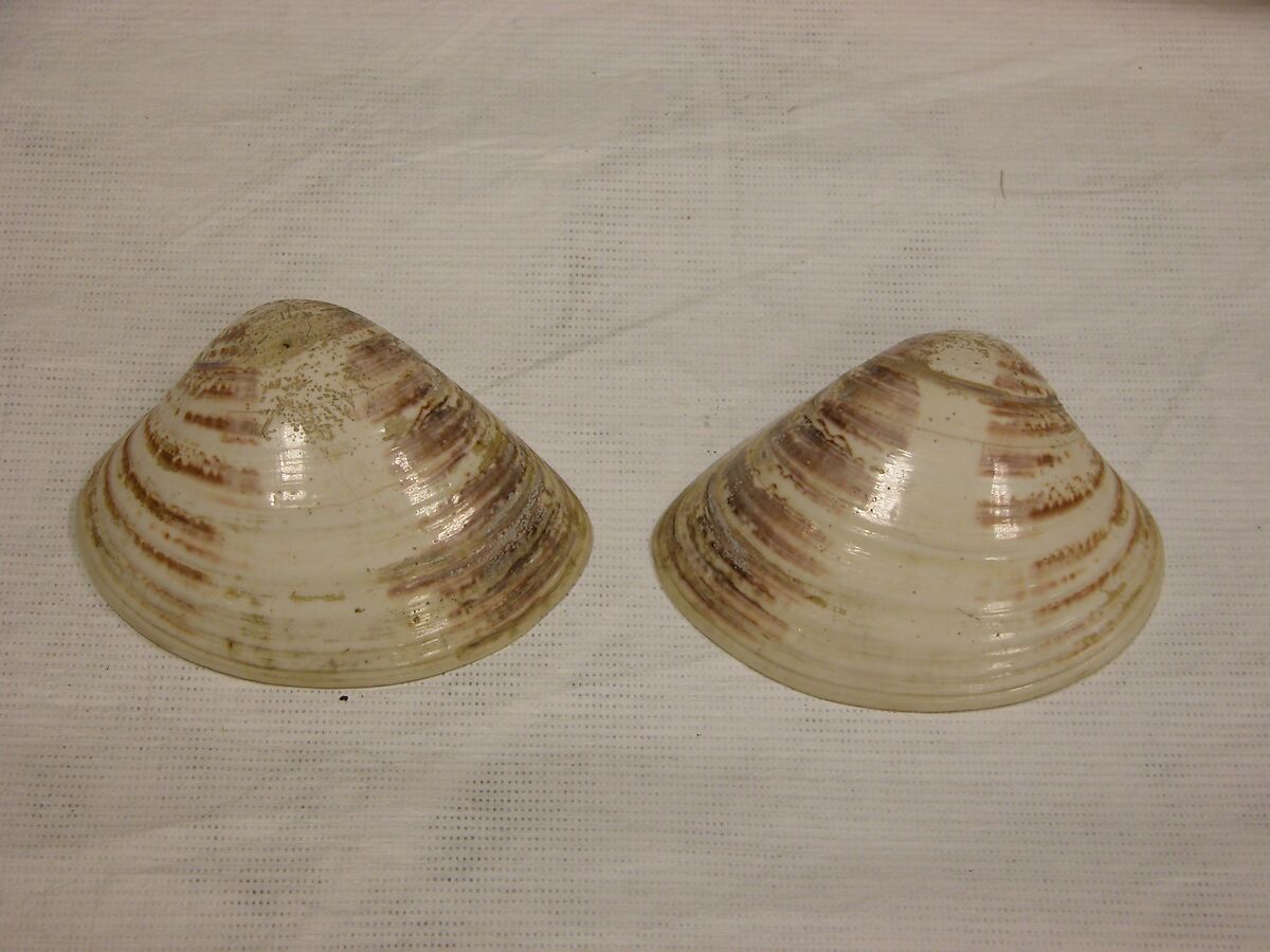 Shell Game (Kaiawase) Set, Clam shells painted in gold and color, Japan
