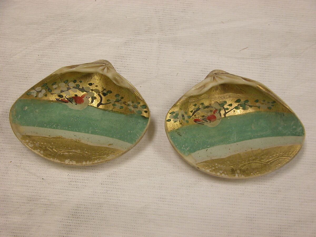 Shell Game (Kaiawase) Set, Clam shells painted in gold and color, Japan
