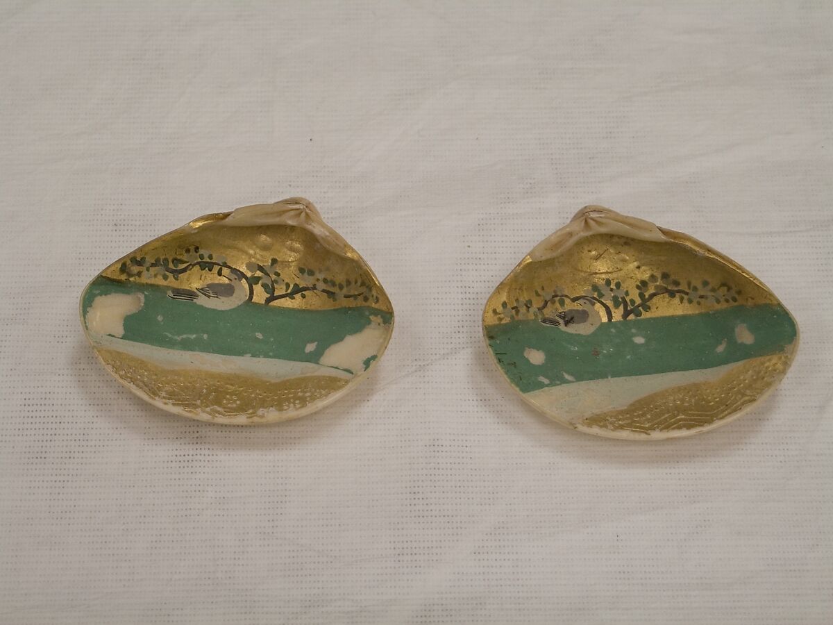 Shell Game (Kaiawase) Set, Clam shells painted in gold and color, Japan
