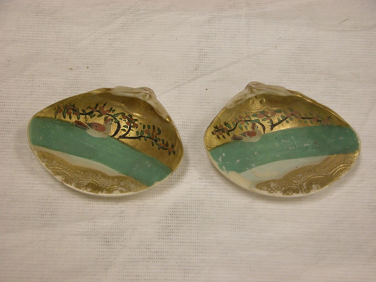 Shell Game (Kaiawase) Set, Clam shells painted in gold and color, Japan