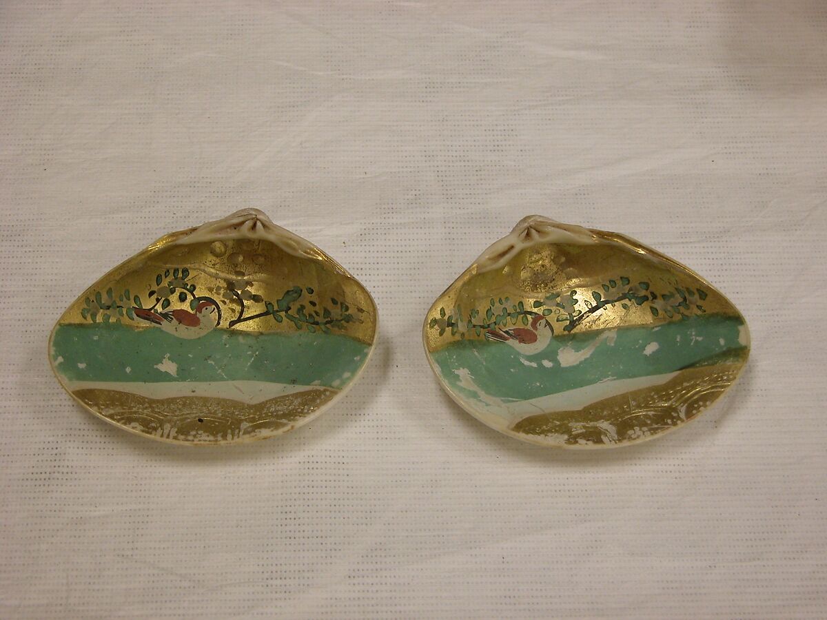 Shell Game (Kaiawase) Set, Clam shells painted in gold and color, Japan